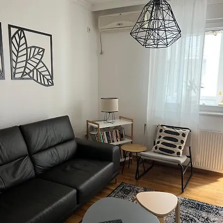 Ema Apartment